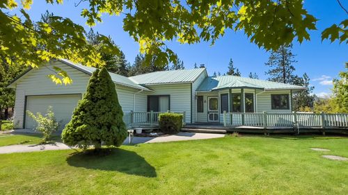 2368 Eagle River Way, Kettle Falls, WA, 99141-8688 | Card Image