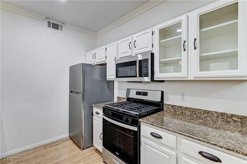 unit-2112-5855 Valley Dr, North Las Vegas, NV, 89031-3634 | Card Image