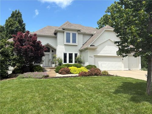 2520 Sw Winterbond Cir, Lee's Summit, MO, 64081-2576 | Card Image