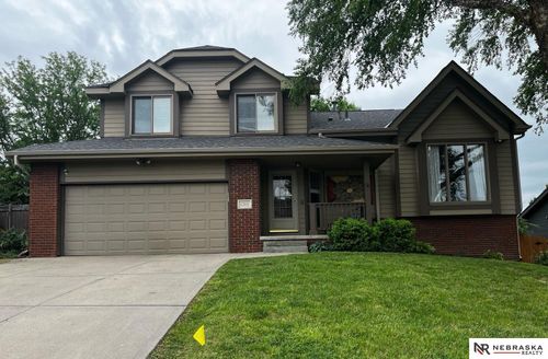 12111 N 159th St, Bennington, NE, 68007-7425 | Card Image