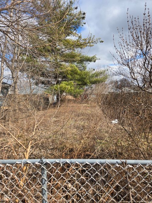 1721 Dawson St, Indianapolis, IN, 46203-2910 | Card Image