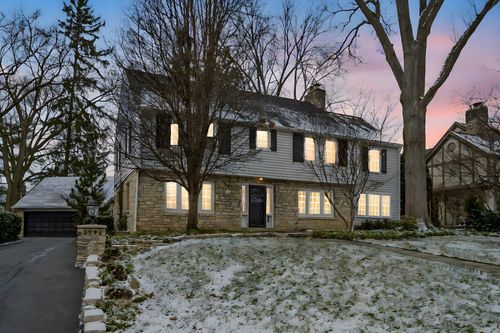 2295 Oxford Rd, Columbus, OH, 43221-4037 | Card Image