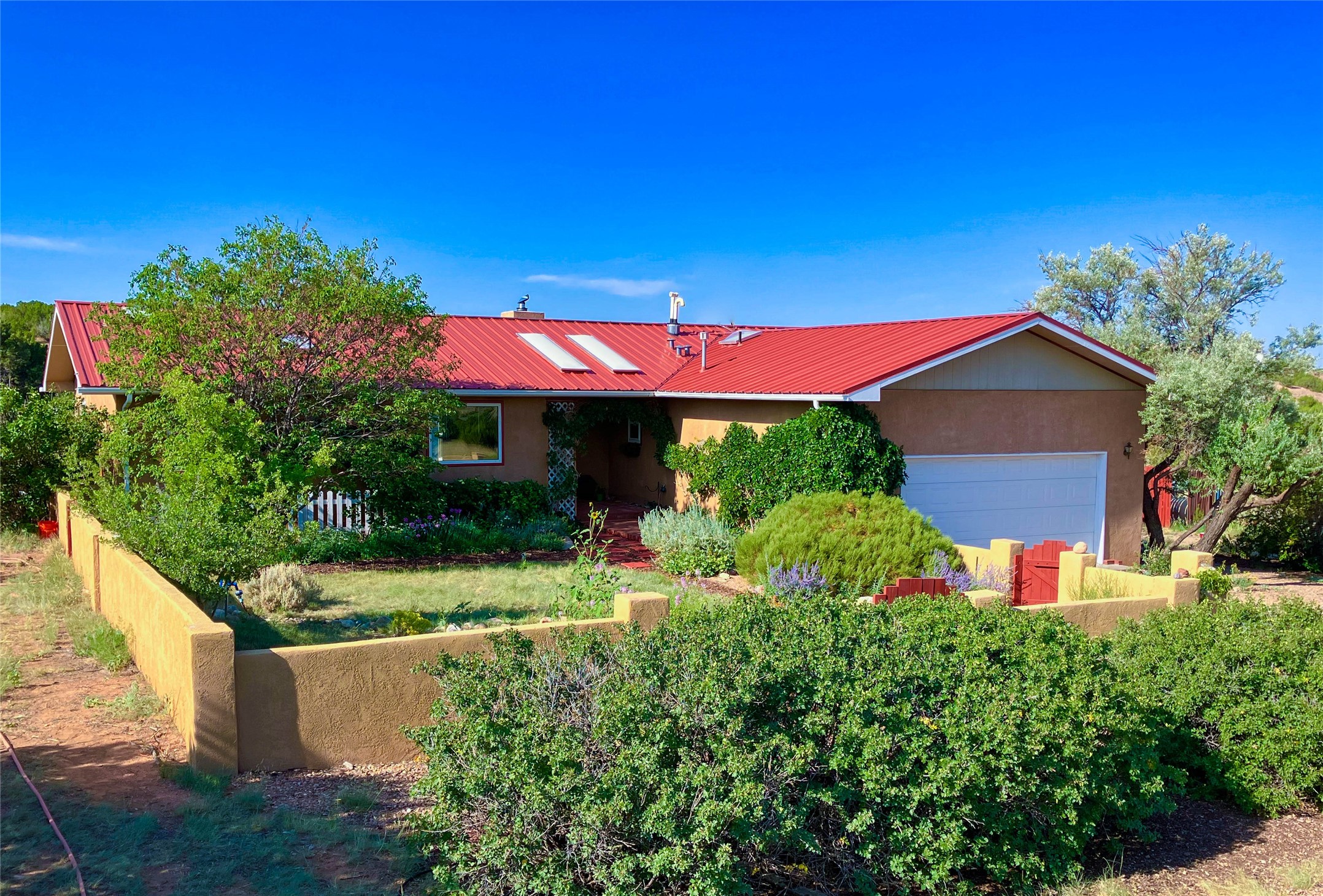 Crazy Rabbit Dr, Santa Fe, NM 87508