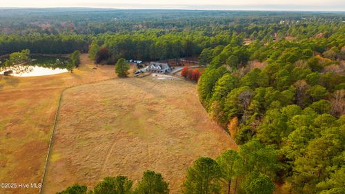 300 Good Barn Rd, Vass, NC, 28394-9495 | Card Image