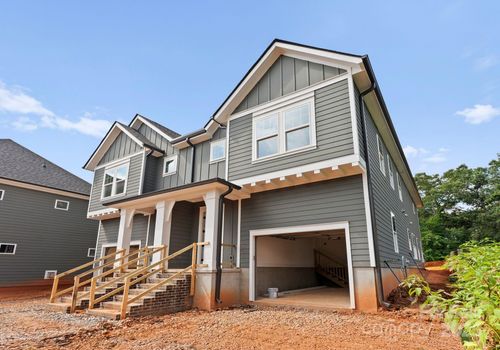 2522 Elkwood Cir, Charlotte, NC, 28205-2118 | Card Image