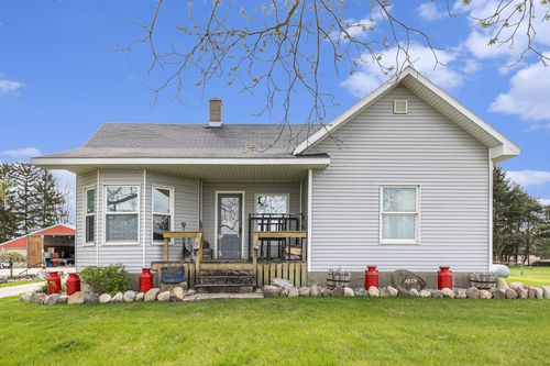6024 Warner Rd, Middleton, MI, 48856-9748 | Card Image