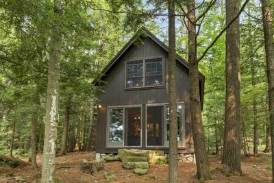 9 Chase Island, House other with 2 bedrooms, 1 bathrooms and null parking in Tuftonboro NH | Image 2