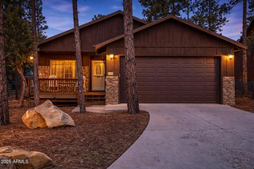 640 S Mountain Pines Ave, Show Low, AZ, 85901-3530 | Card Image