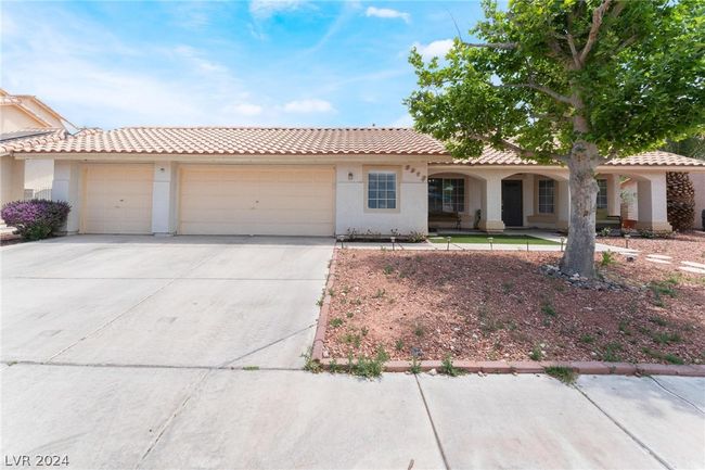 5912 Hollowridge Road, House other with 3 bedrooms, 2 bathrooms and null parking in North Las Vegas NV | Image 3