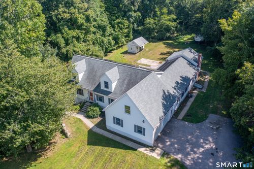 11 Lochdale Dr, Oakdale, CT, 06370-1241 | Card Image