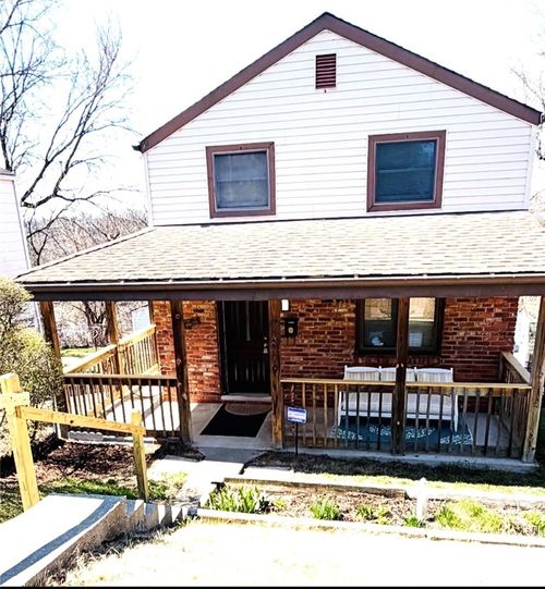 624 Springfield St, Pittsburgh, PA, 15220-5243 | Card Image