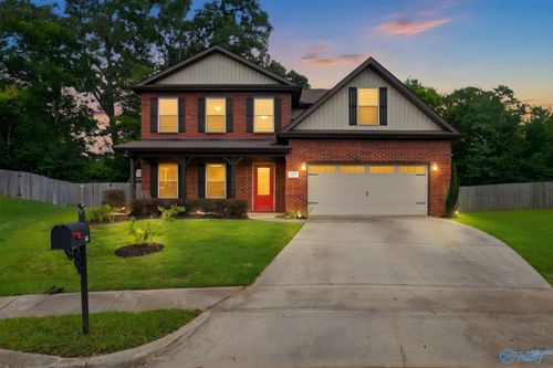 127 Meadowglade Ln, Madison, AL, 35758-6850 | Card Image