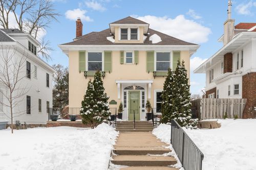 2418 Pillsbury Ave S, Minneapolis, MN, 55404-3220 | Card Image