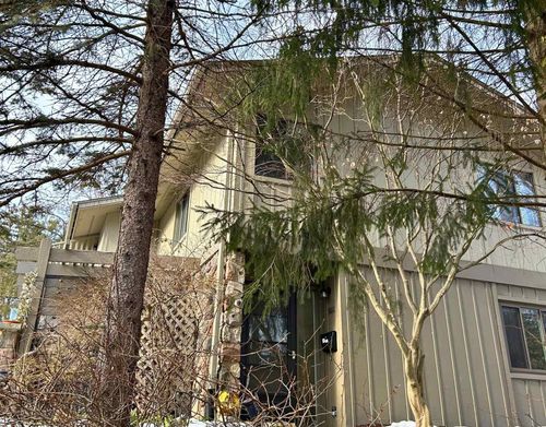 3860 Greenleaf Cir, Kalamazoo, MI, 49008-2509 | Card Image