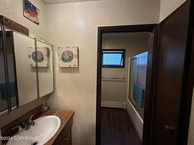 Full bathroom | Image 15