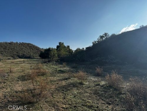 8020 Reche Canyon Rd, Colton, CA, 92324-9333 | Card Image