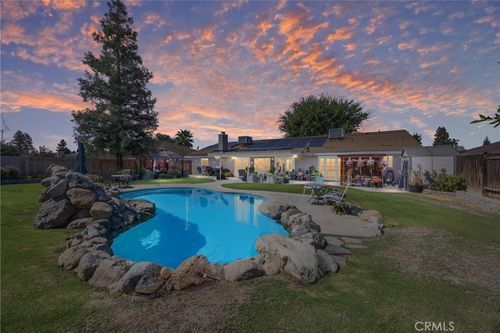 7116 Jolynn St, Bakersfield, CA, 93308-5309 | Card Image