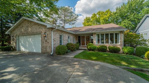 1730 Beachview Ct, Crown Point, IN, 46307-9411 | Card Image