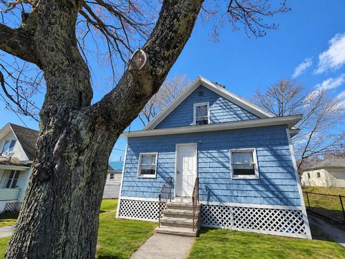 193 Warren Ave, Portland, ME, 04103-1157 | Card Image