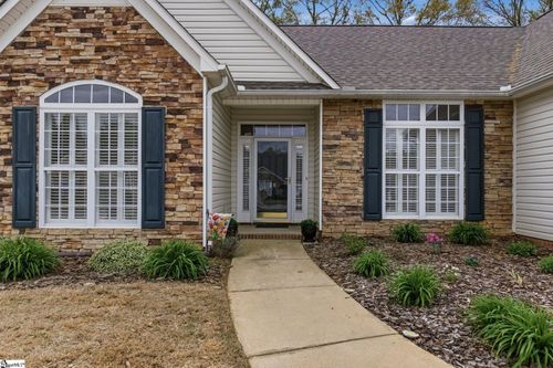 20 Cantera Cir, Greenville, SC, 29615-6199 | Card Image