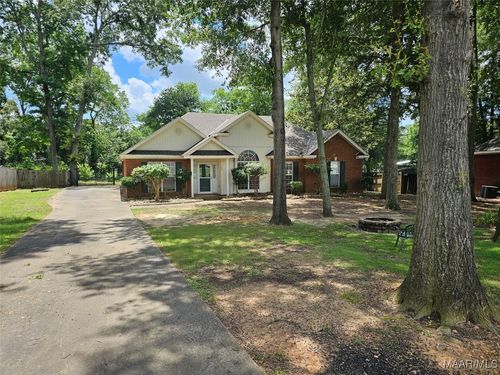 364 Homewood Dr, Millbrook, AL, 36054-2334 | Card Image