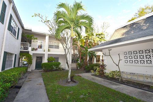 apt-110c-4315 Aegean Dr, TAMPA, FL, 33611-2403 | Card Image