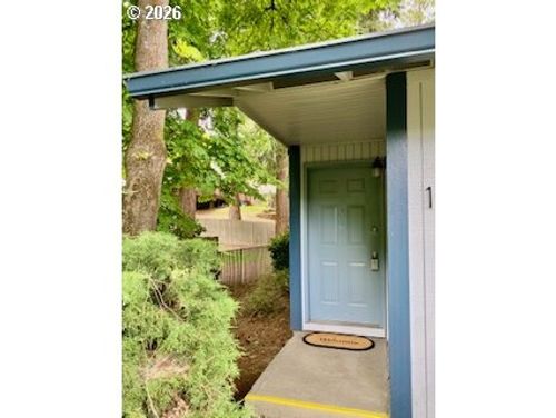 1-7920 Sw Fanno Creek Dr, Tigard, OR, 97224-8219 | Card Image