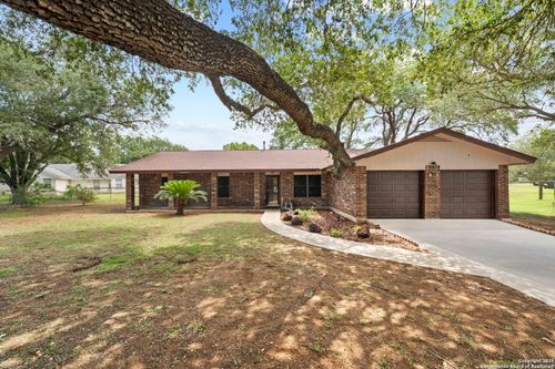 311 Indian Pink Dr, Floresville, TX, 78114-3022 | Card Image