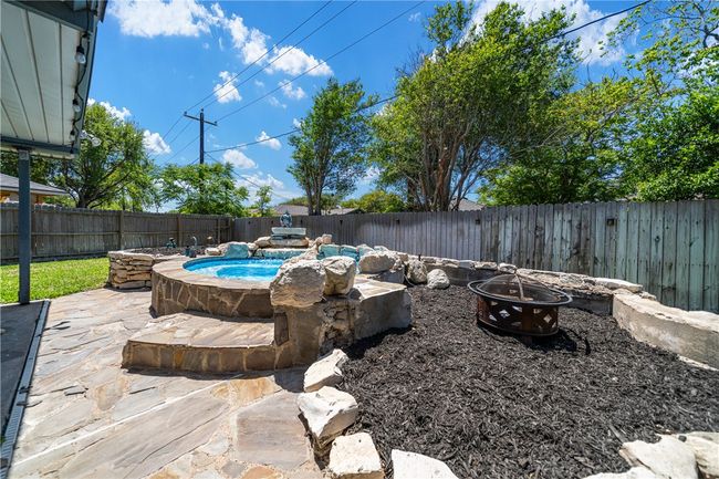 327 Sea Gate Dr, House other with 4 bedrooms, 3 bathrooms and 4 parking in Portland TX | Image 5