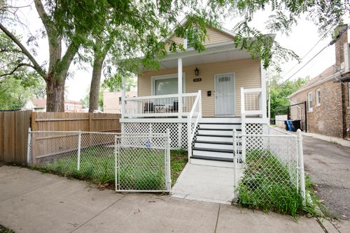 1016 W 57th St, CHICAGO, IL, 60621-1502 | Card Image