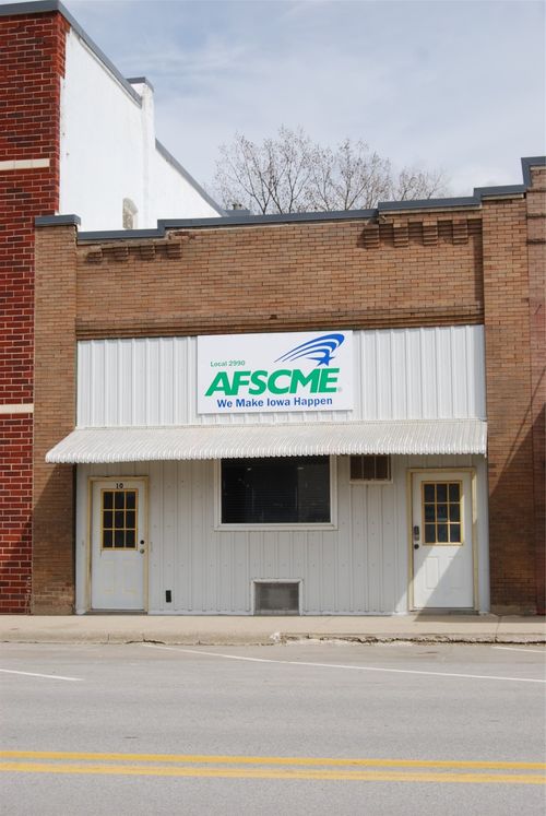 113 S Main St, Woodward, IA, 50276-7705 | Card Image