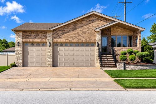268 Marquette Avenue, Calumet City, IL, 60409 | Card Image