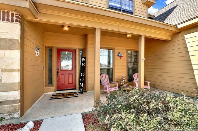 109 Park Way, House other with 4 bedrooms, 3 bathrooms and null parking in Poth TX | Image 4