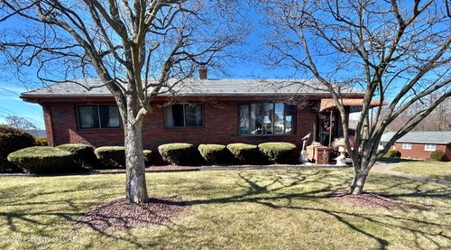 10 Fairlawn Dr, Hughestown, PA, 18640-2951 | Card Image