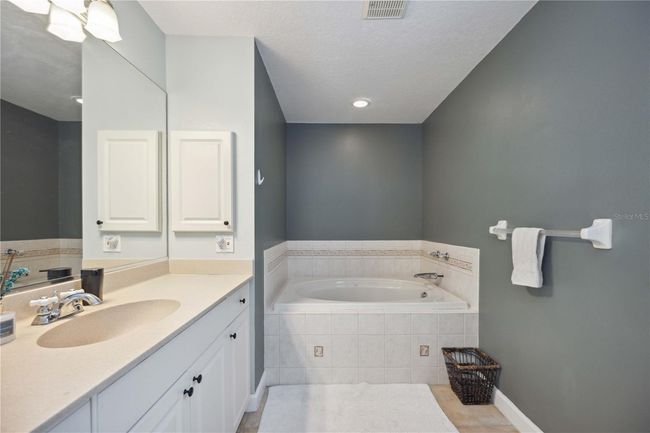 4411 Friar Tuck Ln, House other with 3 bedrooms, 4 bathrooms and null parking in SARASOTA FL | Image 12
