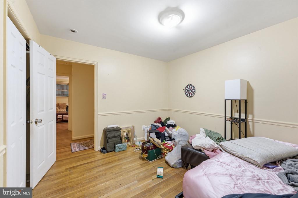 Residential in FALLS CHURCH 4