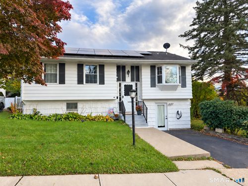 48 Dell Ave, New London, CT, 06320-3308 | Card Image