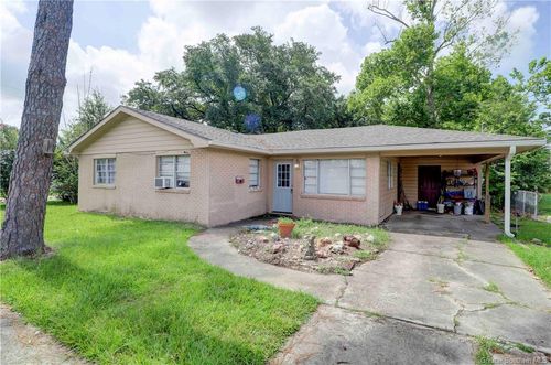 701 Park Hill Dr, Lake Charles, LA, 70605-4437 | Card Image