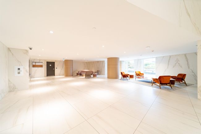 3702 - 9887 Whalley Blvd, Condo with 3 bedrooms, 2 bathrooms and 1 parking in Surrey BC | Image 23