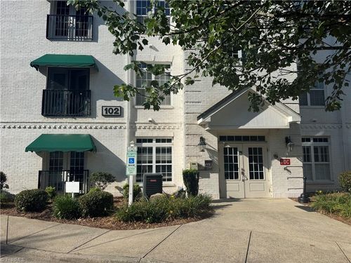 unit-101-102 Sunset Cir, Greensboro, NC, 27408-6647 | Card Image