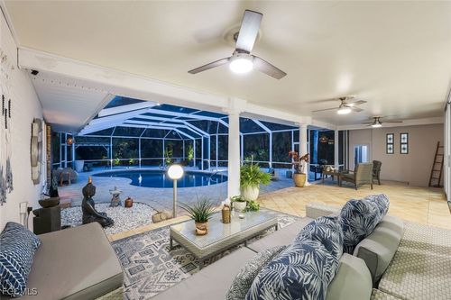 2943 Valencia Way, FORT MYERS, FL, 33901-6647 | Card Image