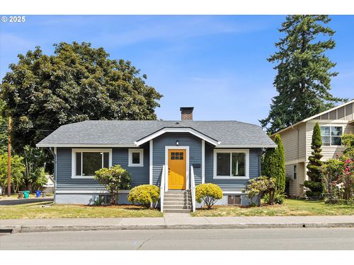 705 Se 5th St, Gresham, OR, 97080-7716 | Card Image