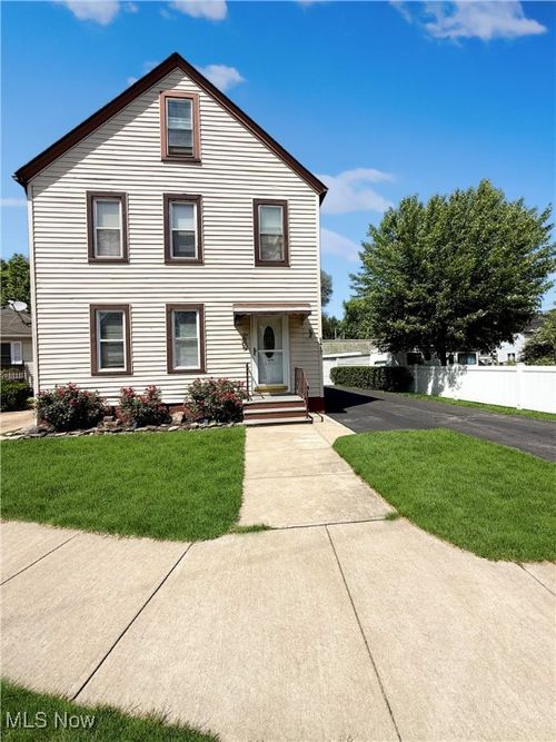 5417 Brow Ave, Newburgh Heights, OH, 44105-4823 | Card Image