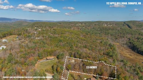112 Apple Hill Rd, Sunapee, NH, 03782-2930 | Card Image