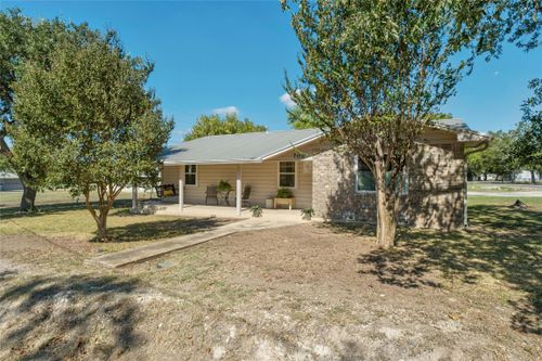 702 S Groos St, Kyle, TX, 78640-6150 | Card Image