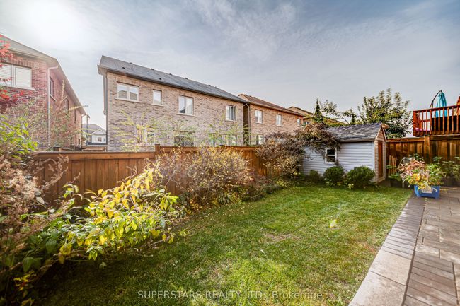 65 Busch Ave, House other with 6 bedrooms, 4 bathrooms and 2 parking in Markham ON | Image 33