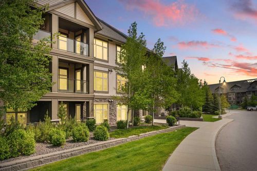 24-45 Aspenmont Hts Sw, Calgary, AB, T3H0E6 | Card Image