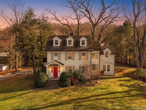 484 Bedford Rd, Bedford Hills, NY, 10507-1604 | Card Image