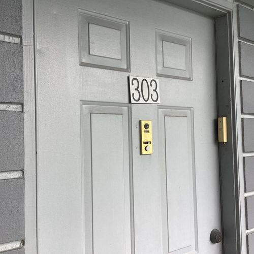 apt-303-15235 Lakes Of Delray Blvd, Delray Beach, FL, 33484-4332 | Card Image