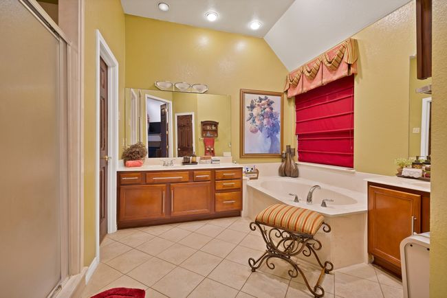 123 Native Cir, House other with 4 bedrooms, 4 bathrooms and null parking in Lancaster TX | Image 9